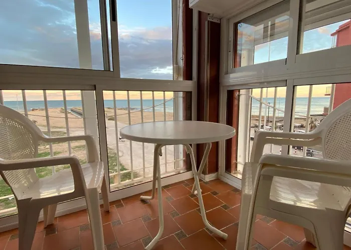 Beachfront Apartment In La Mata