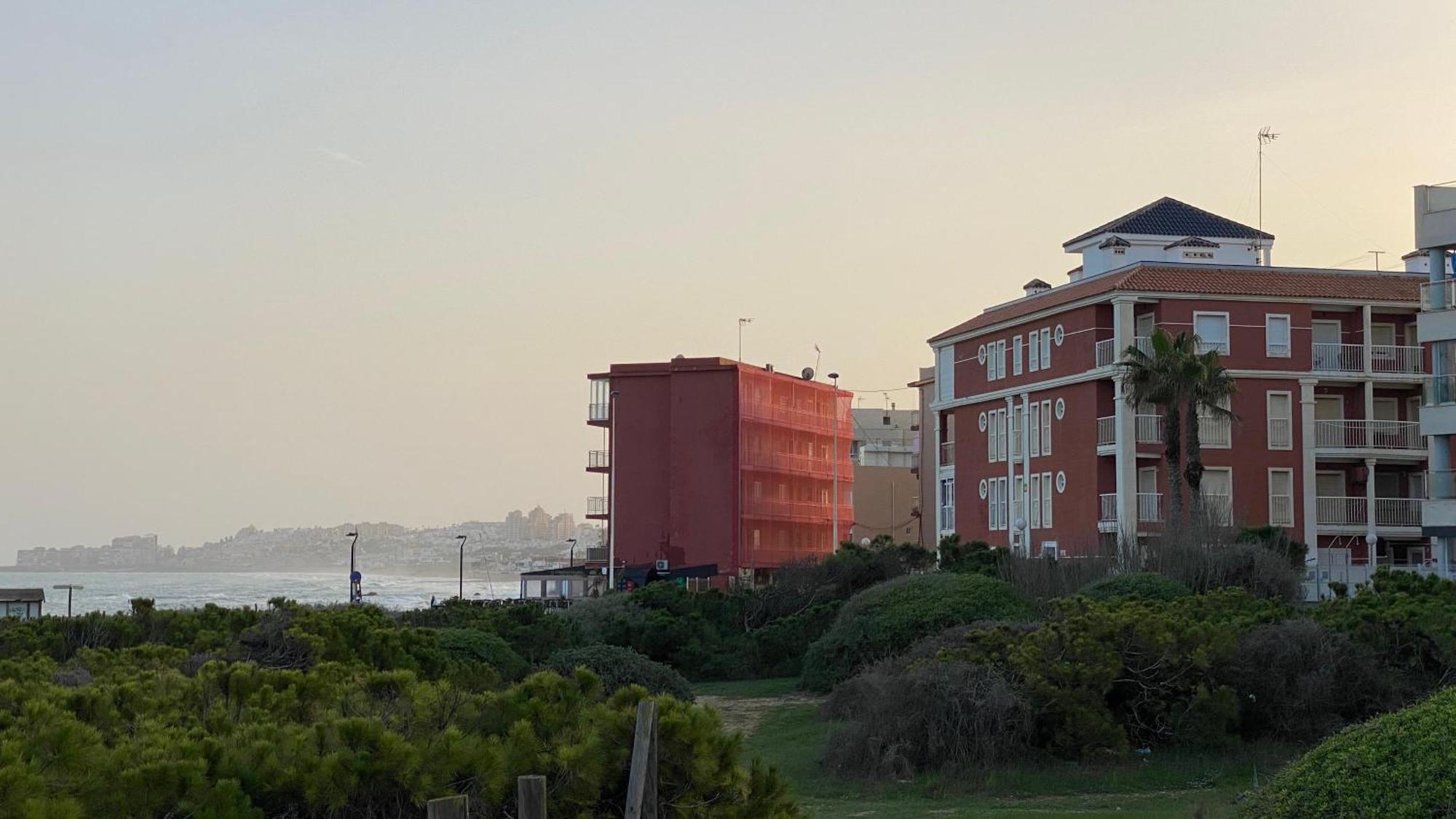 Beachfront In La Mata Apartment *